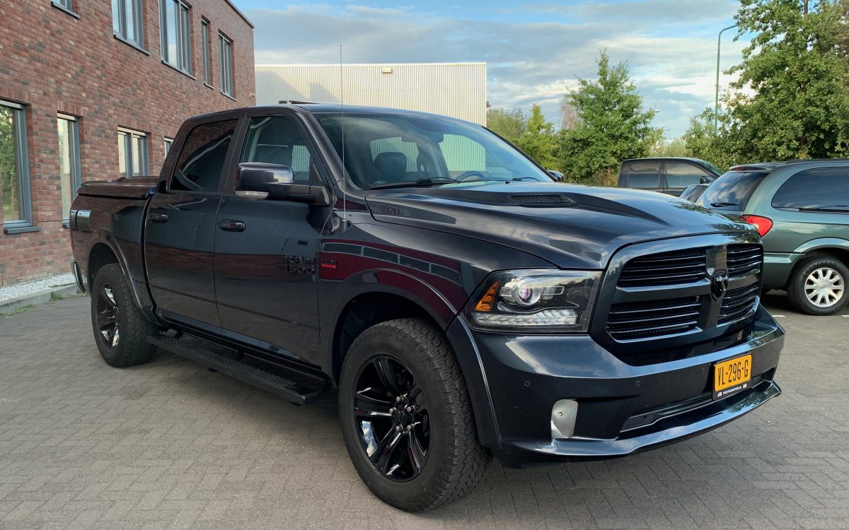 Dodge ram black edition